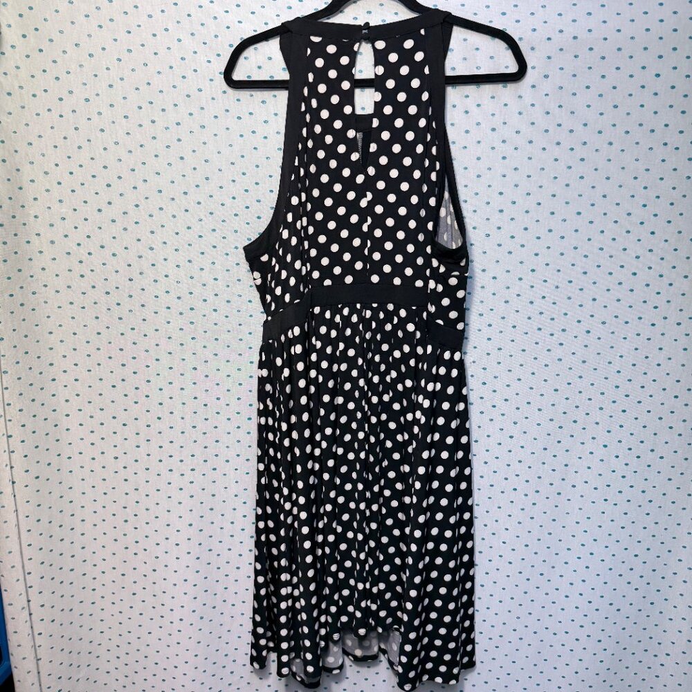NWT Torrid Black & White Polka Dot Mini Studio Knit Skater Dress - Picture 4 of 6